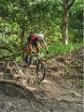 BTLOS WM-i34 29er AM Carbon Wheels — Proven Strength Over 30,000 Miles