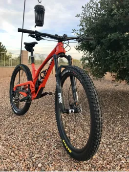EVIL Carbon Bicycle With M-i29A Carbon Wheels