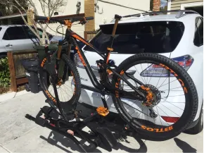 Trek Mountain bike with BTLOS 29er 36mm wide enduro carbon 