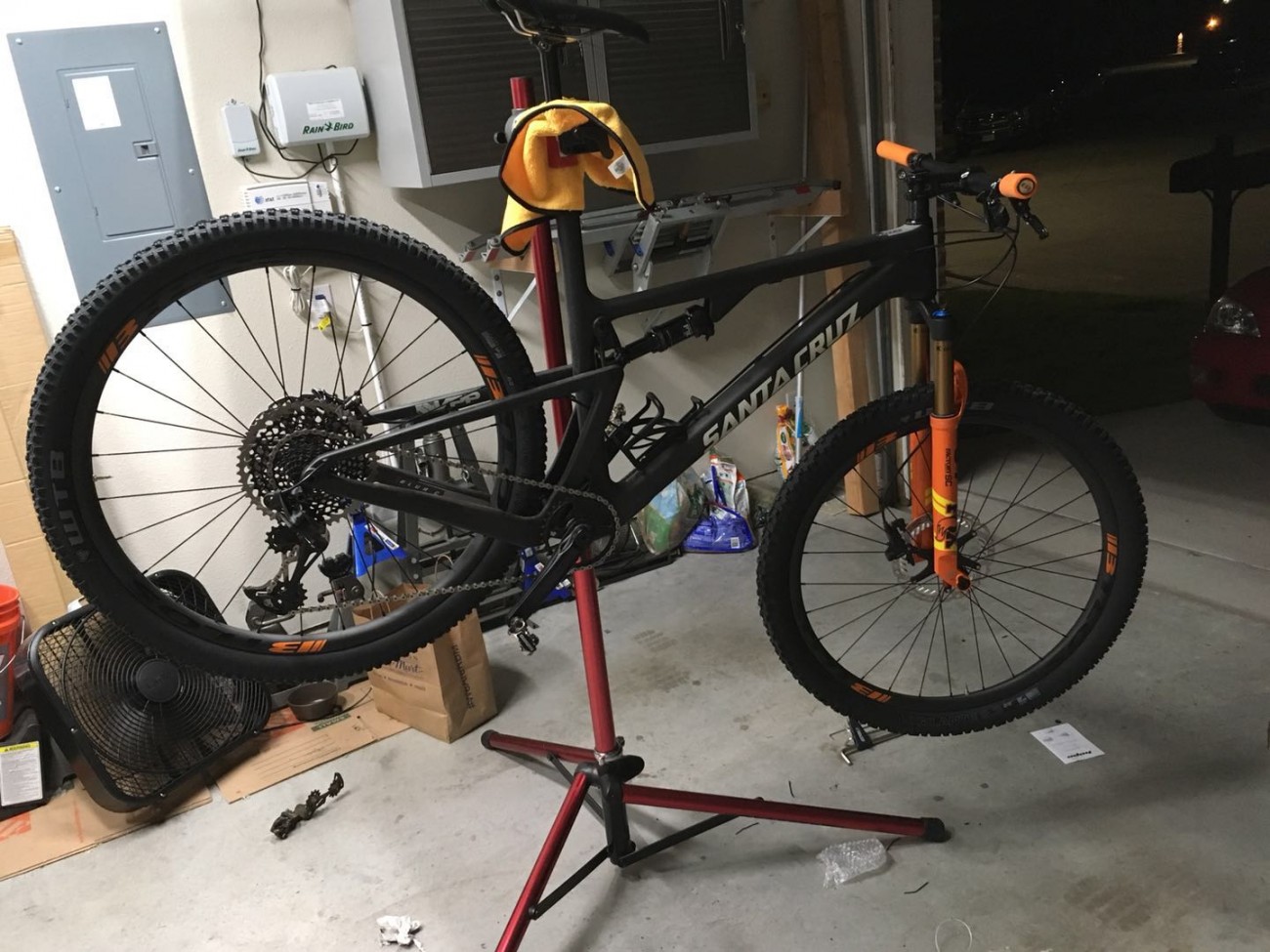 building BTLOS carbon Bicycle